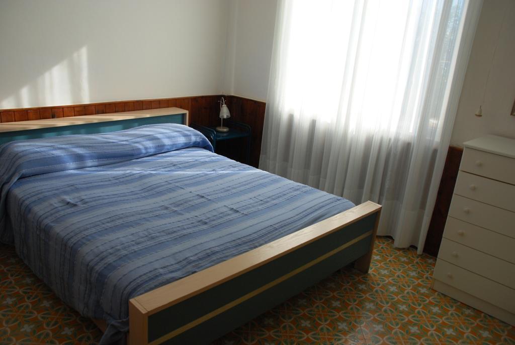 Taormina Isola Bella Apartment - Taormina Holidays Δωμάτιο φωτογραφία